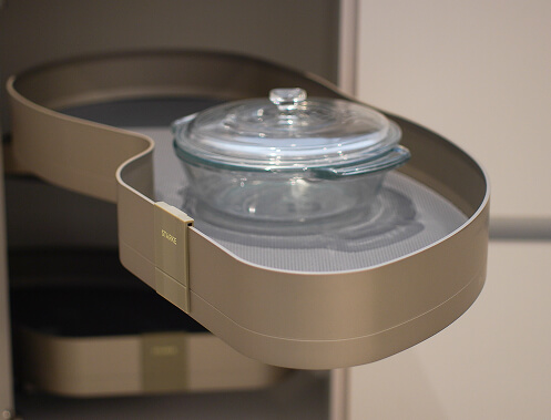 Minimalist Marble Kitchen Dining Area